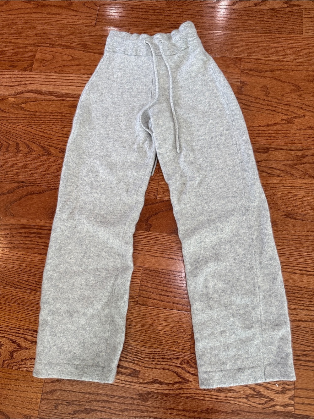 Aritzia
Essential Cashmere Appraisal Pant